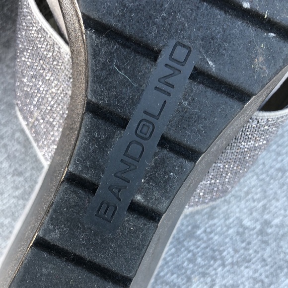 Like new! - BANDOLINO Be Flexible ‘Gamma’ Stretch Wedge Sandals - Picture 8 of 9